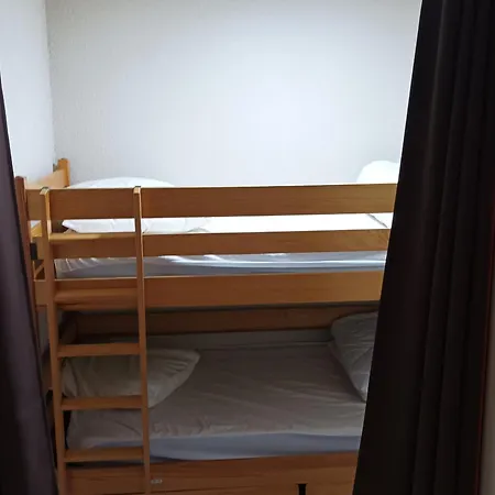 Apartment Cosy Au Centre, Acces Aux Pistes, Balcon Sud, Wifi, Parking A Proximite - Fr-1-814-70 *